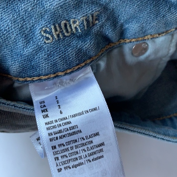 American Eagle AEO pom pom fringe distressed 2 - Picture 5 of 9